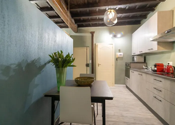 Romeathome Deluxe Campo Dei Fiori Daire *